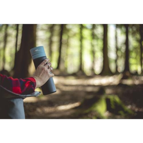 Circular&Co Reusable Bottle 600 ml waterfles zwart/blauw