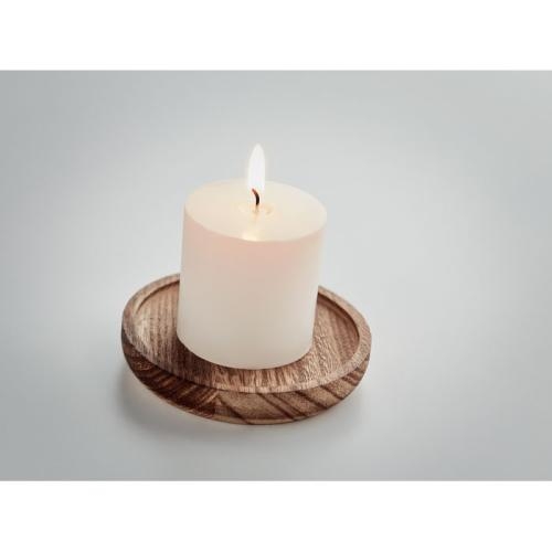 Kaars met ronde houten basis Pentas hout