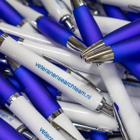 Blauwe balpen