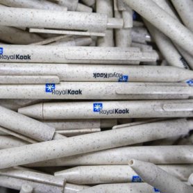 Beige pen